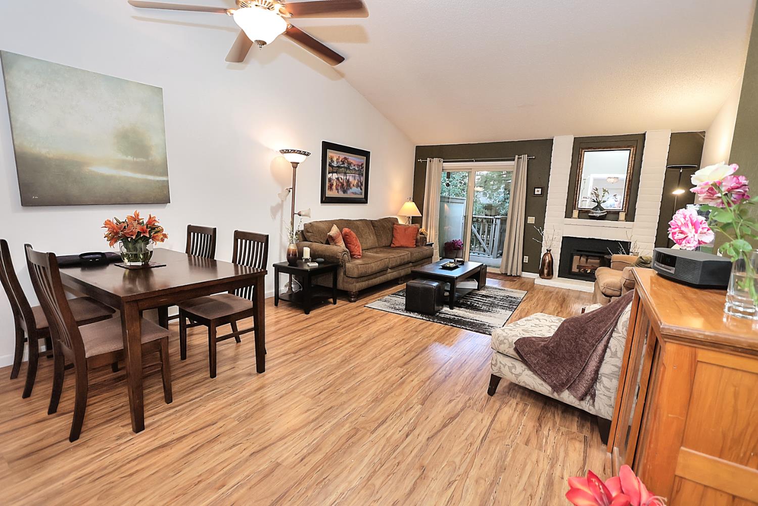 Detail Gallery Image 13 of 36 For 7043 Rancho Mirage Ct, Citrus Heights,  CA 95621 - 2 Beds | 2 Baths