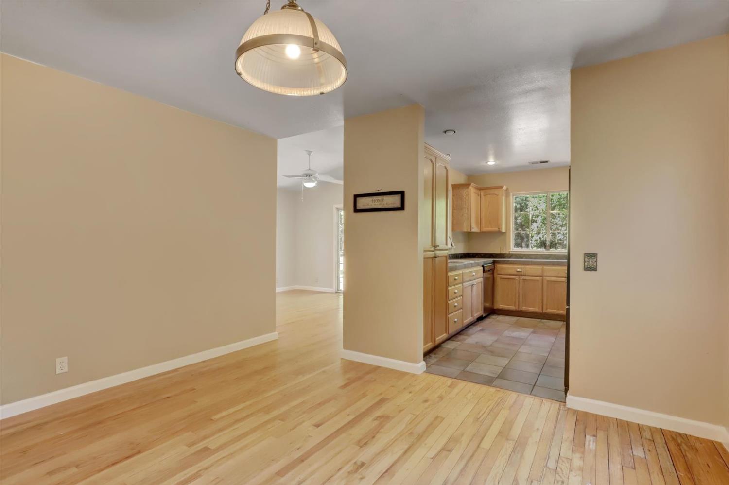 Detail Gallery Image 9 of 69 For 12742 Butterfly Dr, Nevada City,  CA 95959 - 2 Beds | 2 Baths