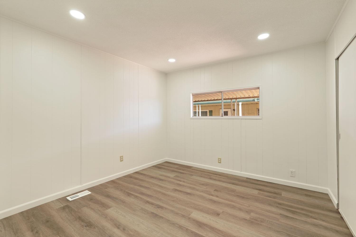 Detail Gallery Image 6 of 18 For 18450 N Highway 88 93, Lockeford,  CA 95237 - 3 Beds | 2 Baths