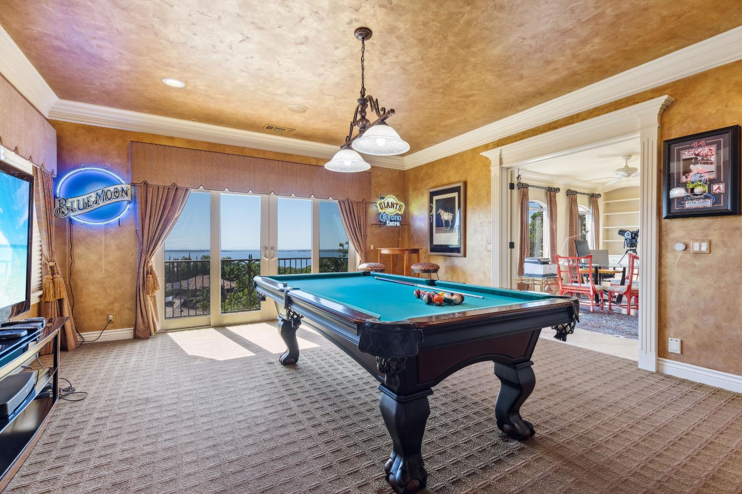 Detail Gallery Image 12 of 99 For 1410 Crocker Dr, El Dorado Hills,  CA 95762 - 5 Beds | 4/1 Baths