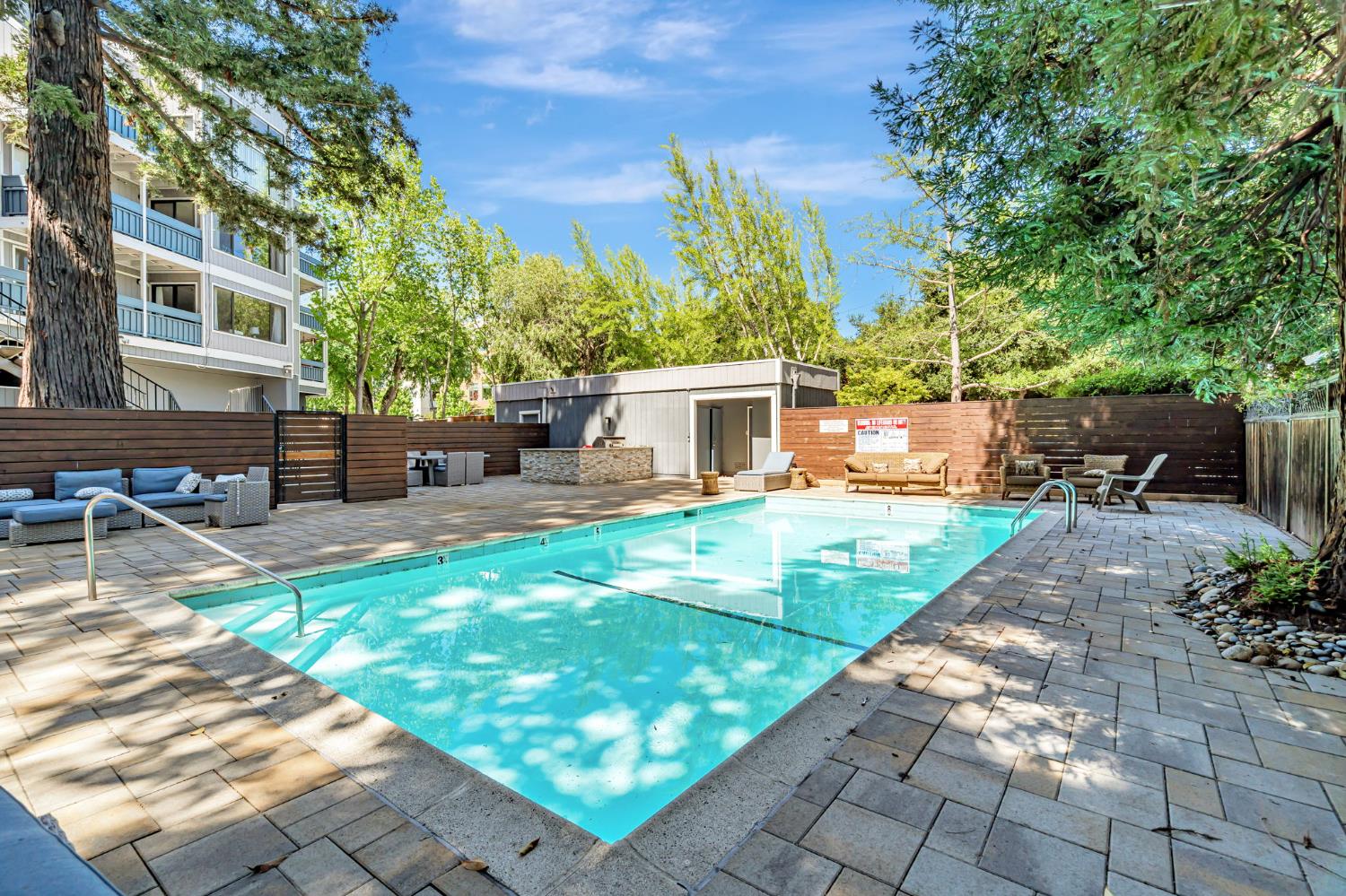 Detail Gallery Image 41 of 44 For 725 Mariposa Ave #102,  Mountain View,  CA 94041 - 2 Beds | 2 Baths