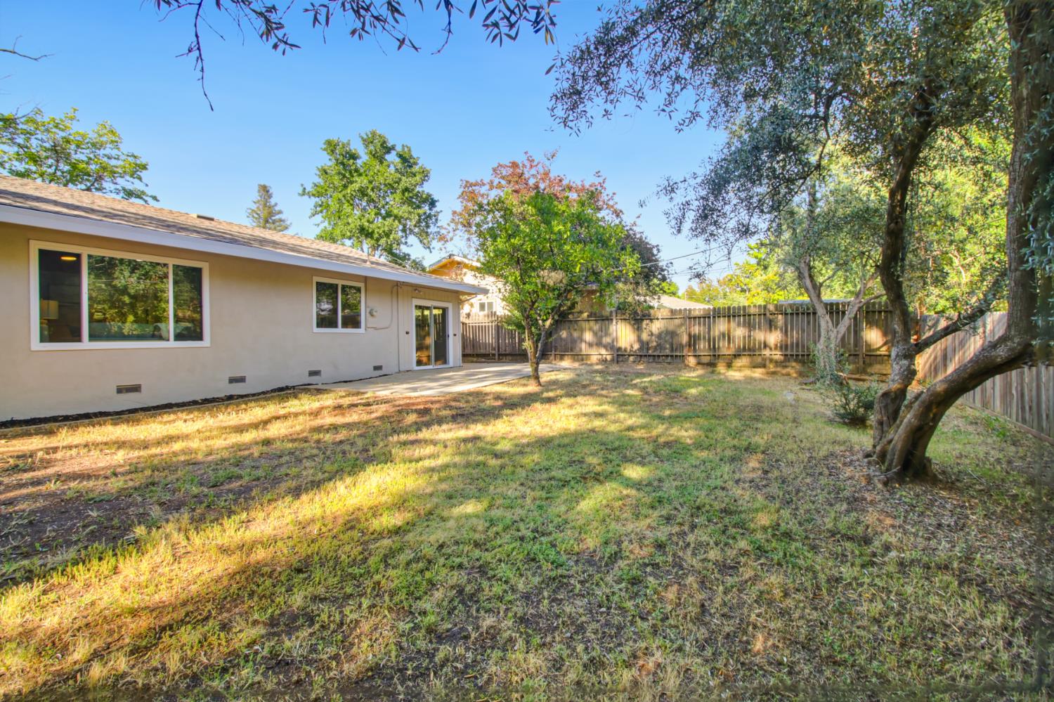 Detail Gallery Image 42 of 45 For 5512 Vahalla Dr, Carmichael,  CA 95608 - 3 Beds | 2 Baths