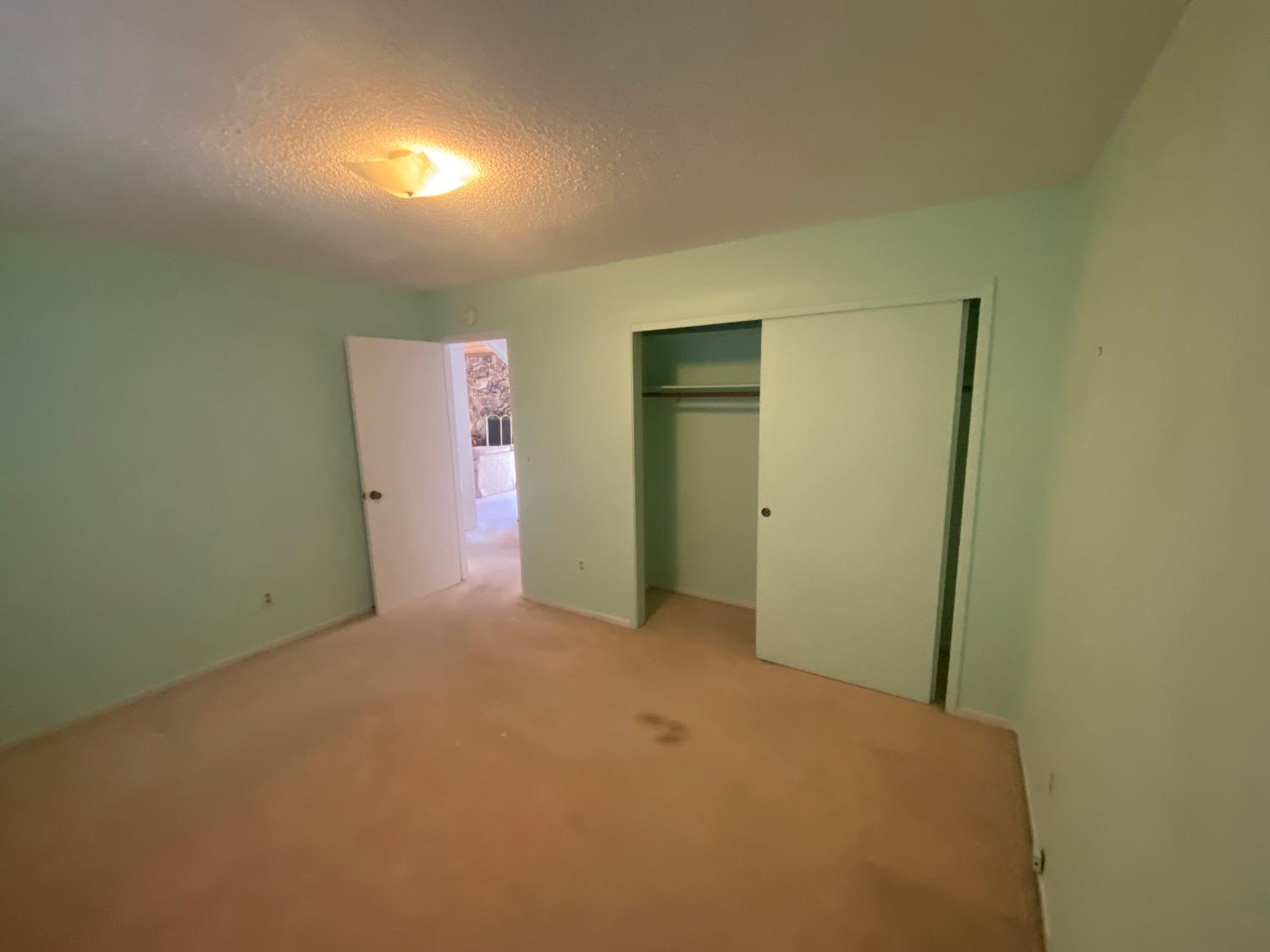 Detail Gallery Image 19 of 34 For 786 Colorado Ave, South Lake Tahoe,  CA 96150 - 3 Beds | 2 Baths