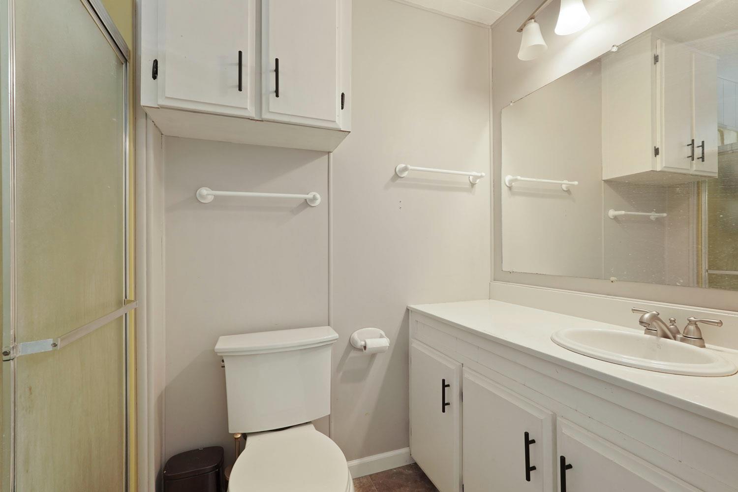 Detail Gallery Image 25 of 37 For 19690 N Highway 99 64, Acampo,  CA 95220 - 2 Beds | 2 Baths