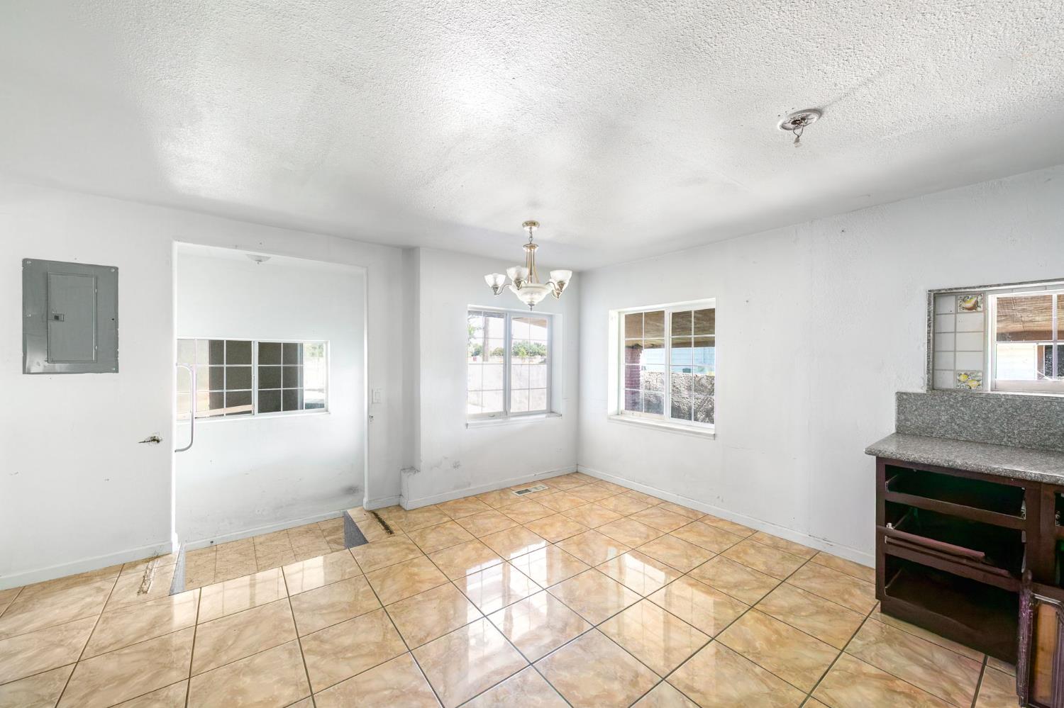 Detail Gallery Image 26 of 48 For 8691 E Stockton Blvd, Elk Grove,  CA 95624 - 3 Beds | 2 Baths