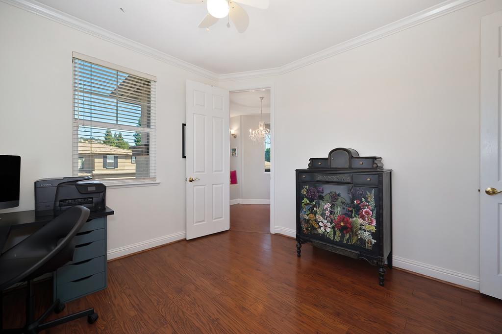 Detail Gallery Image 24 of 57 For 1013 Sandwick Way, Folsom,  CA 95630 - 4 Beds | 4 Baths