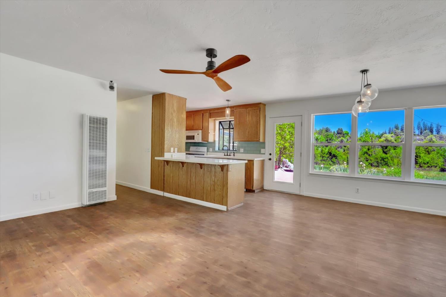 Detail Gallery Image 24 of 69 For 10808 Footwall Dr, Grass Valley,  CA 95945 - 2 Beds | 2/1 Baths