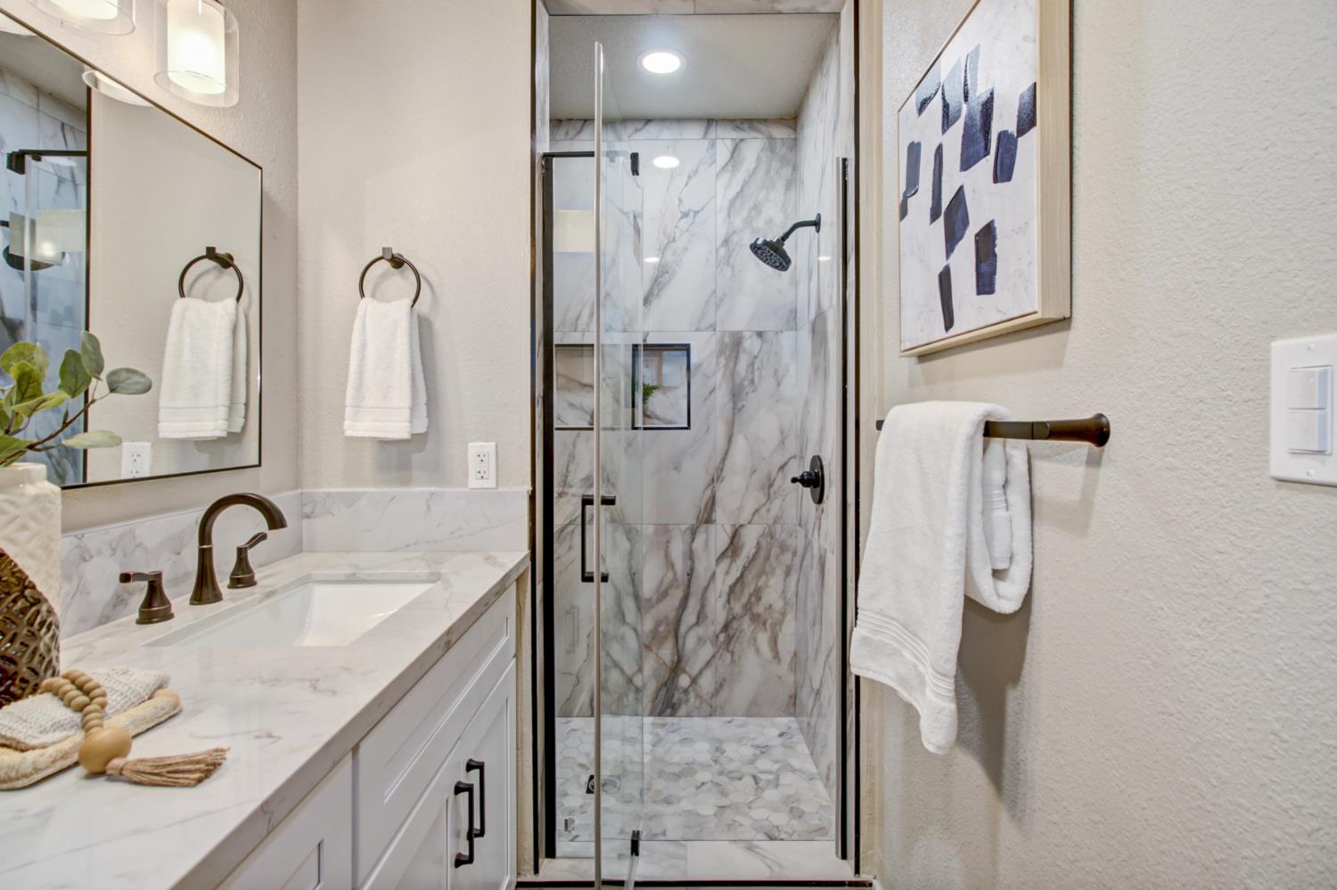 Detail Gallery Image 39 of 45 For 5512 Vahalla Dr, Carmichael,  CA 95608 - 3 Beds | 2 Baths