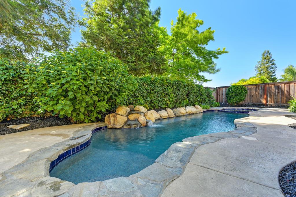Detail Gallery Image 43 of 57 For 1013 Sandwick Way, Folsom,  CA 95630 - 4 Beds | 4 Baths