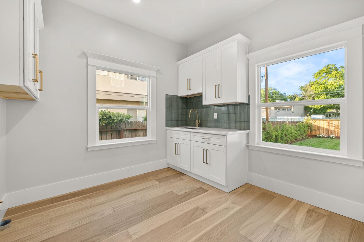 Detail Gallery Image 31 of 73 For 1421 T St, Sacramento,  CA 95811 - 4 Beds | 3 Baths