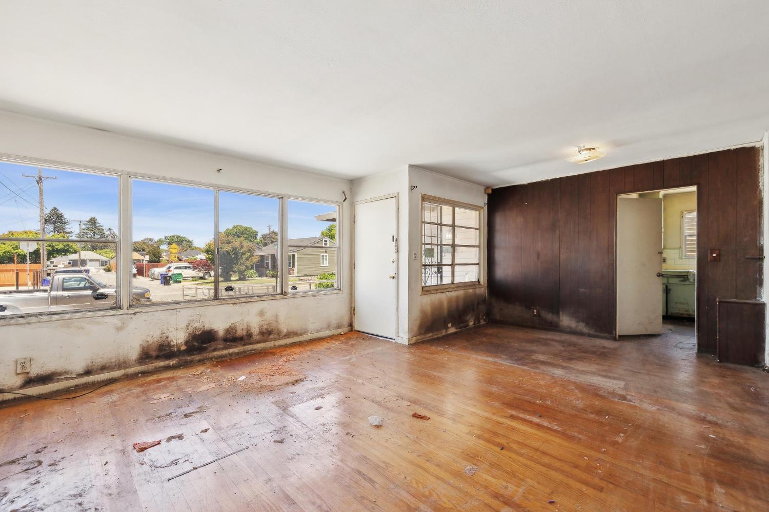 Detail Gallery Image 10 of 34 For 1346 Manor Dr, San Pablo,  CA 94806 - 2 Beds | 1 Baths