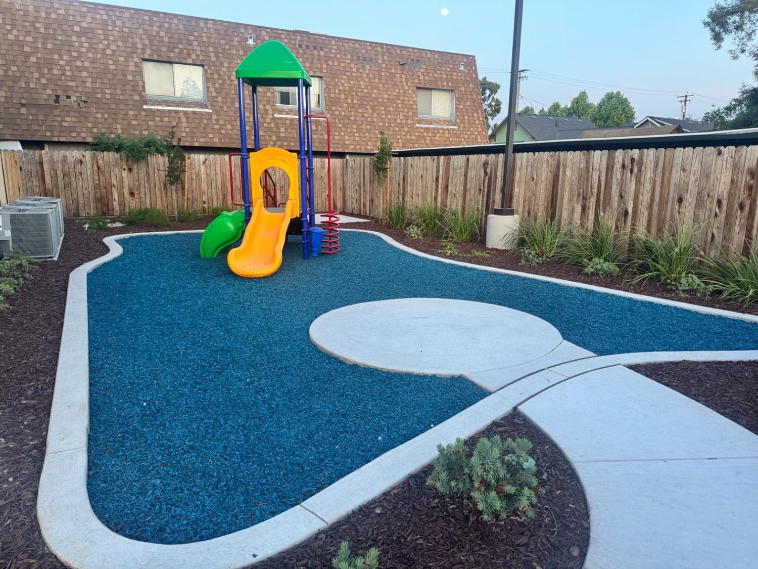 Detail Gallery Image 17 of 20 For 908 N. Olive Ave #900,  Turlock,  CA 95380 - 3 Beds | 2/1 Baths