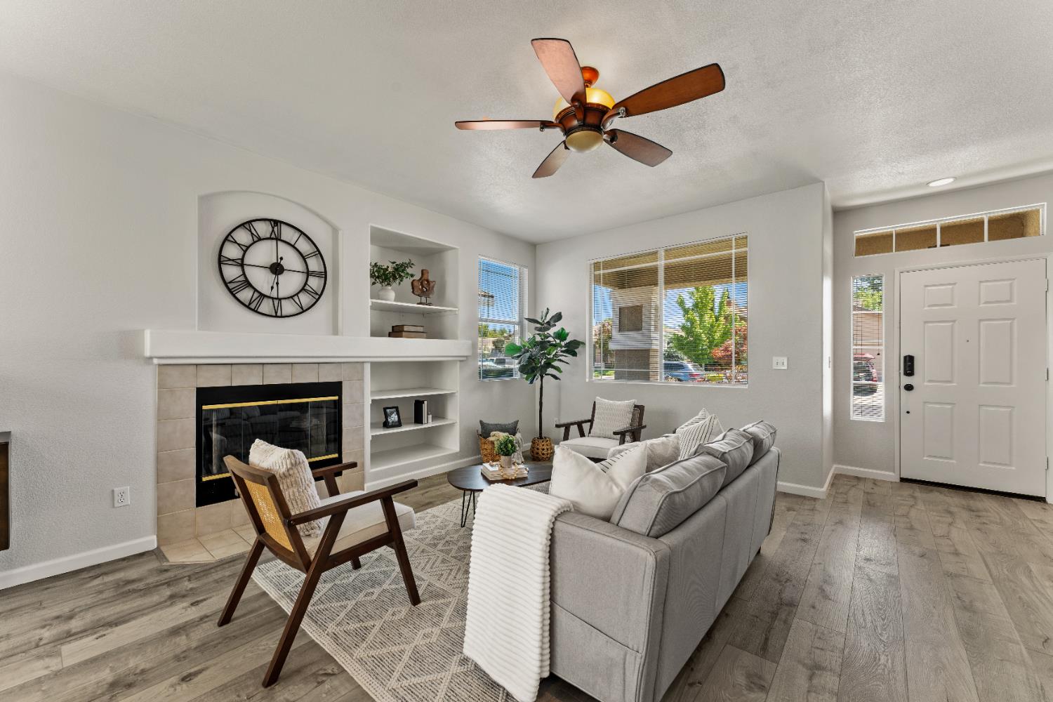 Bennoel Court, Elk Grove, California image 5
