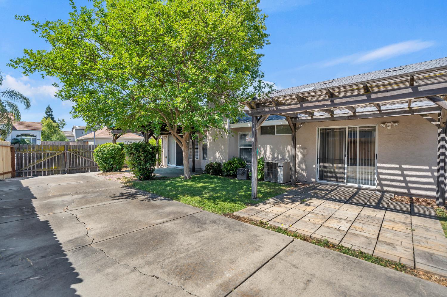 Detail Gallery Image 28 of 35 For 8825 Kepler Ct., Elk Grove,  CA 95758 - 2 Beds | 2 Baths