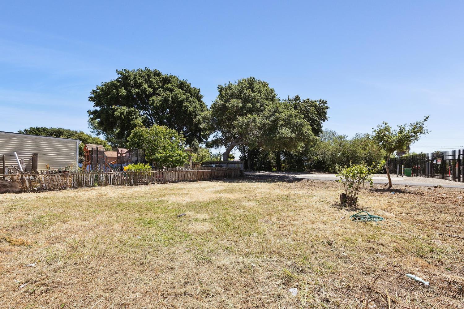 Detail Gallery Image 29 of 34 For 1346 Manor Dr, San Pablo,  CA 94806 - 2 Beds | 1 Baths