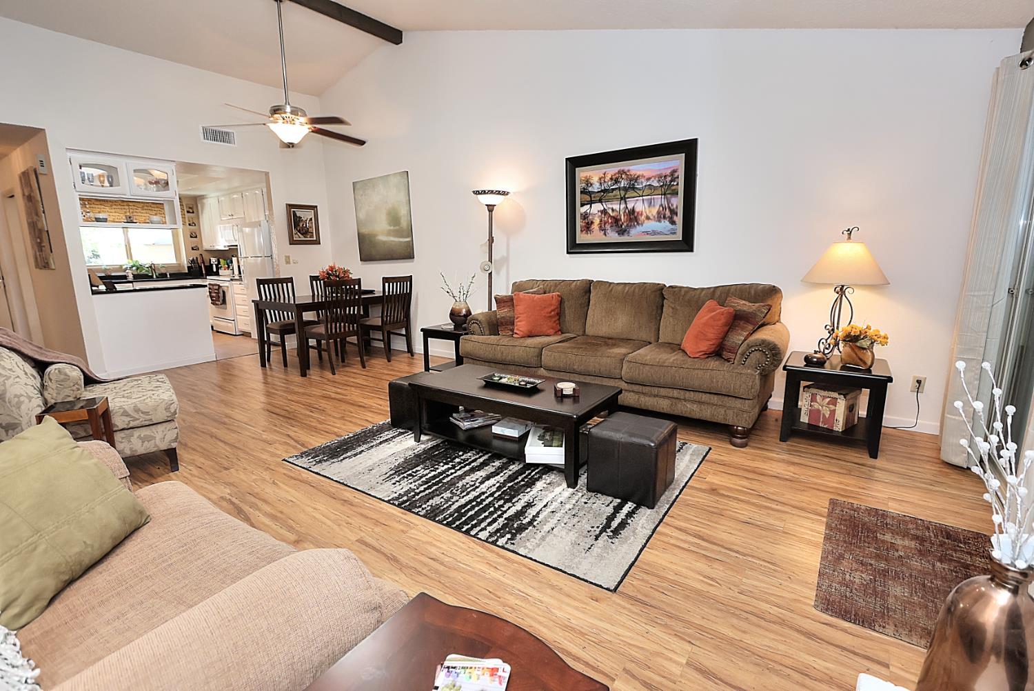 Detail Gallery Image 8 of 36 For 7043 Rancho Mirage Ct, Citrus Heights,  CA 95621 - 2 Beds | 2 Baths