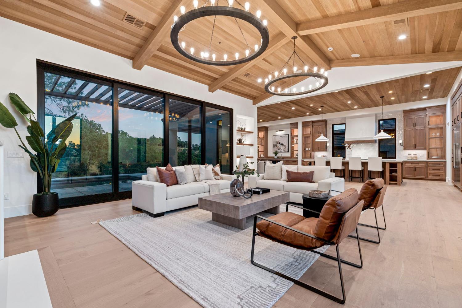 Detail Gallery Image 27 of 93 For 789 Del Coronado Ct, El Dorado Hills,  CA 95762 - 5 Beds | 5/1 Baths