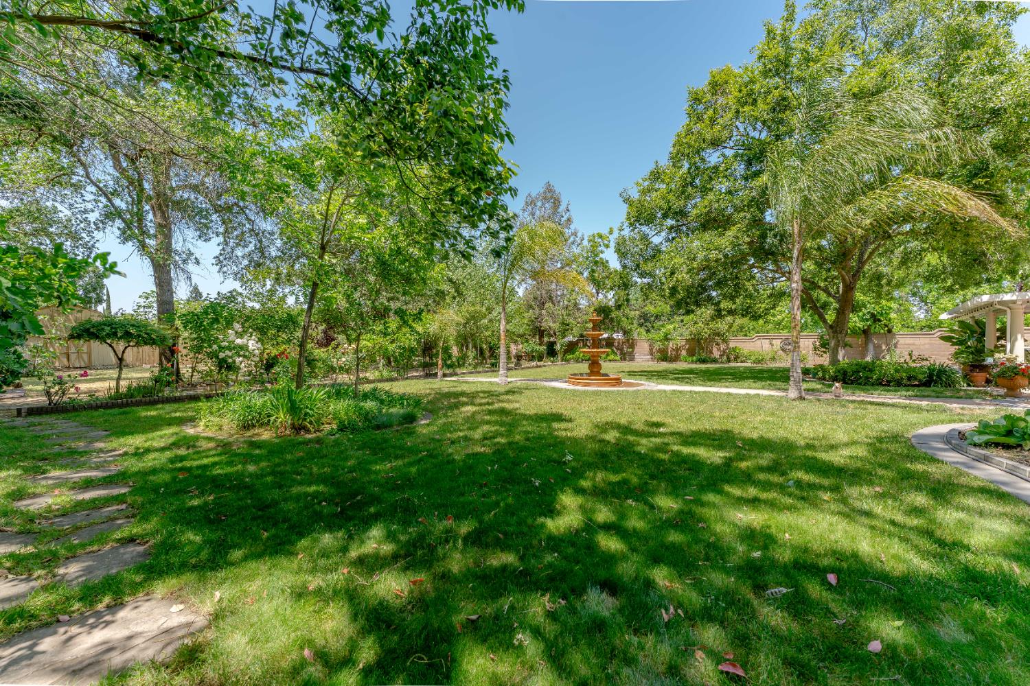 Detail Gallery Image 43 of 77 For 8141 Bellingrath Dr, Elverta,  CA 95626 - 5 Beds | 3 Baths