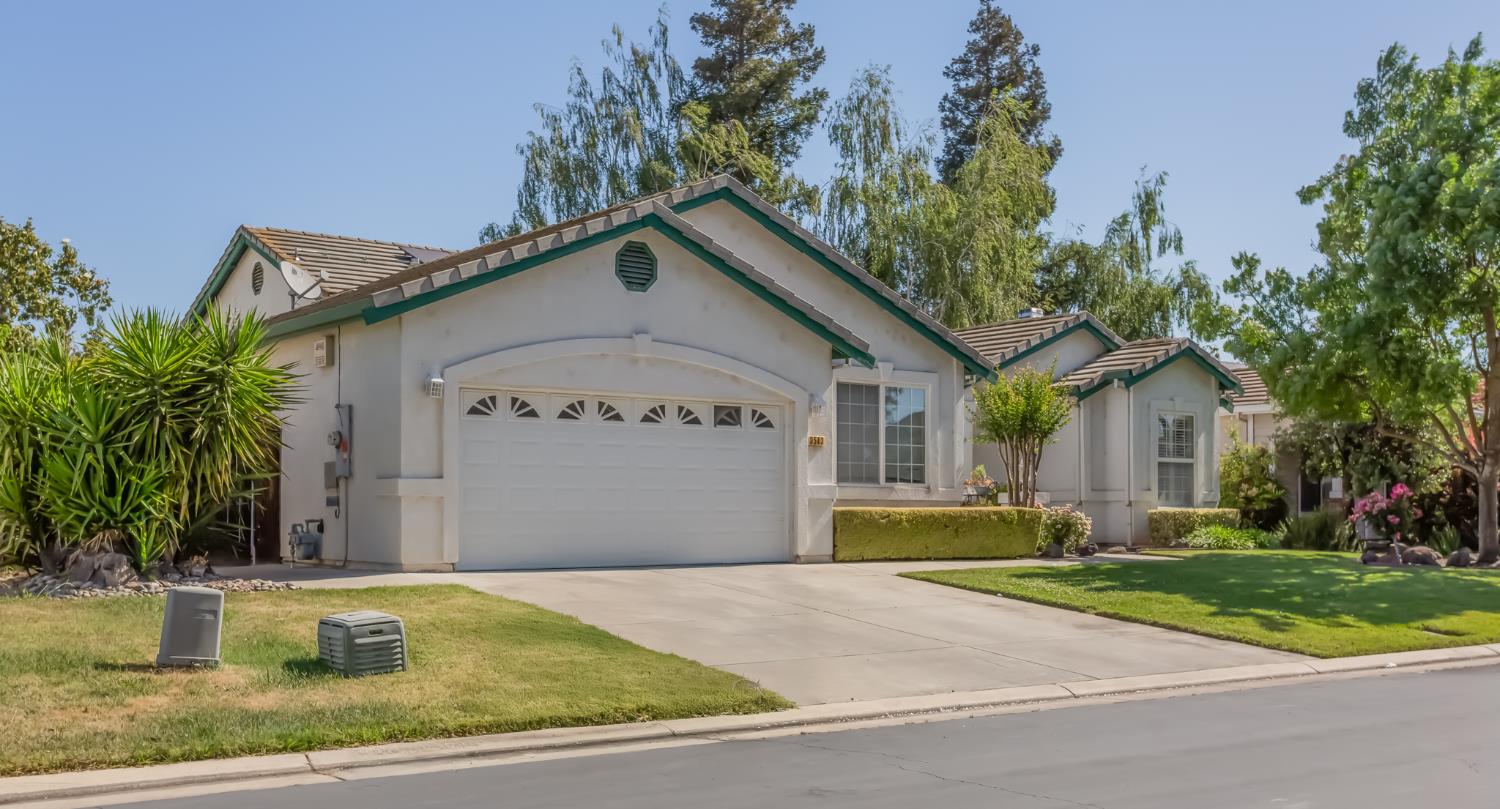 Detail Gallery Image 2 of 44 For 3543 Oak Shores Dr, Stockton,  CA 95209 - 3 Beds | 2 Baths