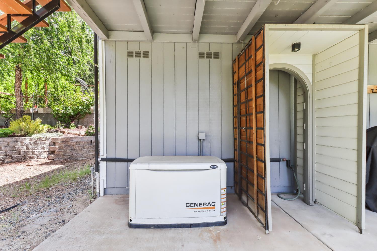 Detail Gallery Image 60 of 72 For 6003 Dolly Varden Ln, Pollock Pines,  CA 95726 - 3 Beds | 2 Baths
