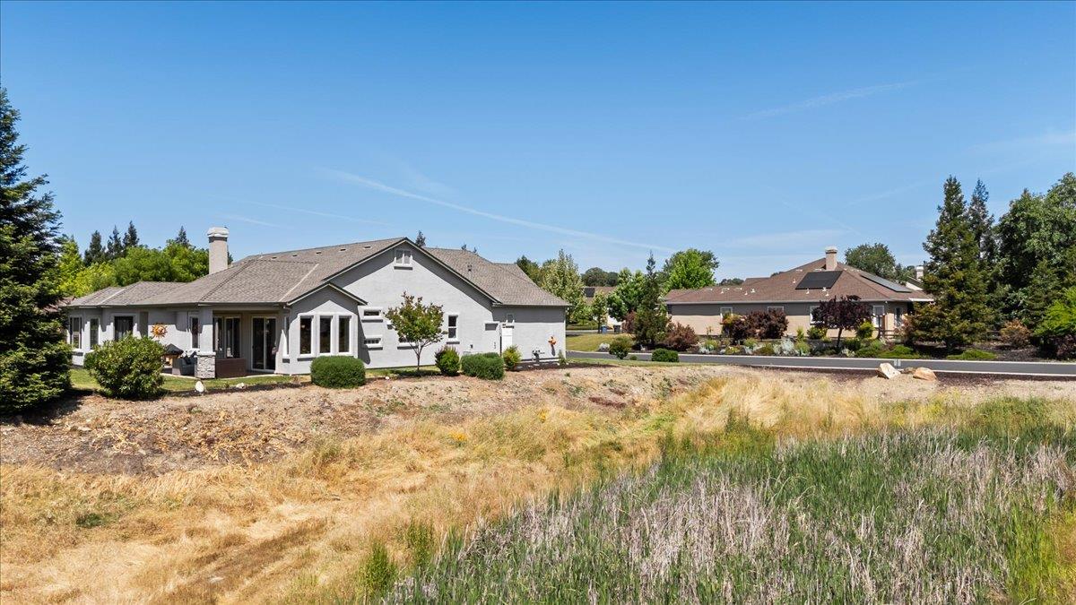 Detail Gallery Image 4 of 91 For 187 Quail Meadow Ln, Copperopolis,  CA 95228 - 2 Beds | 2 Baths