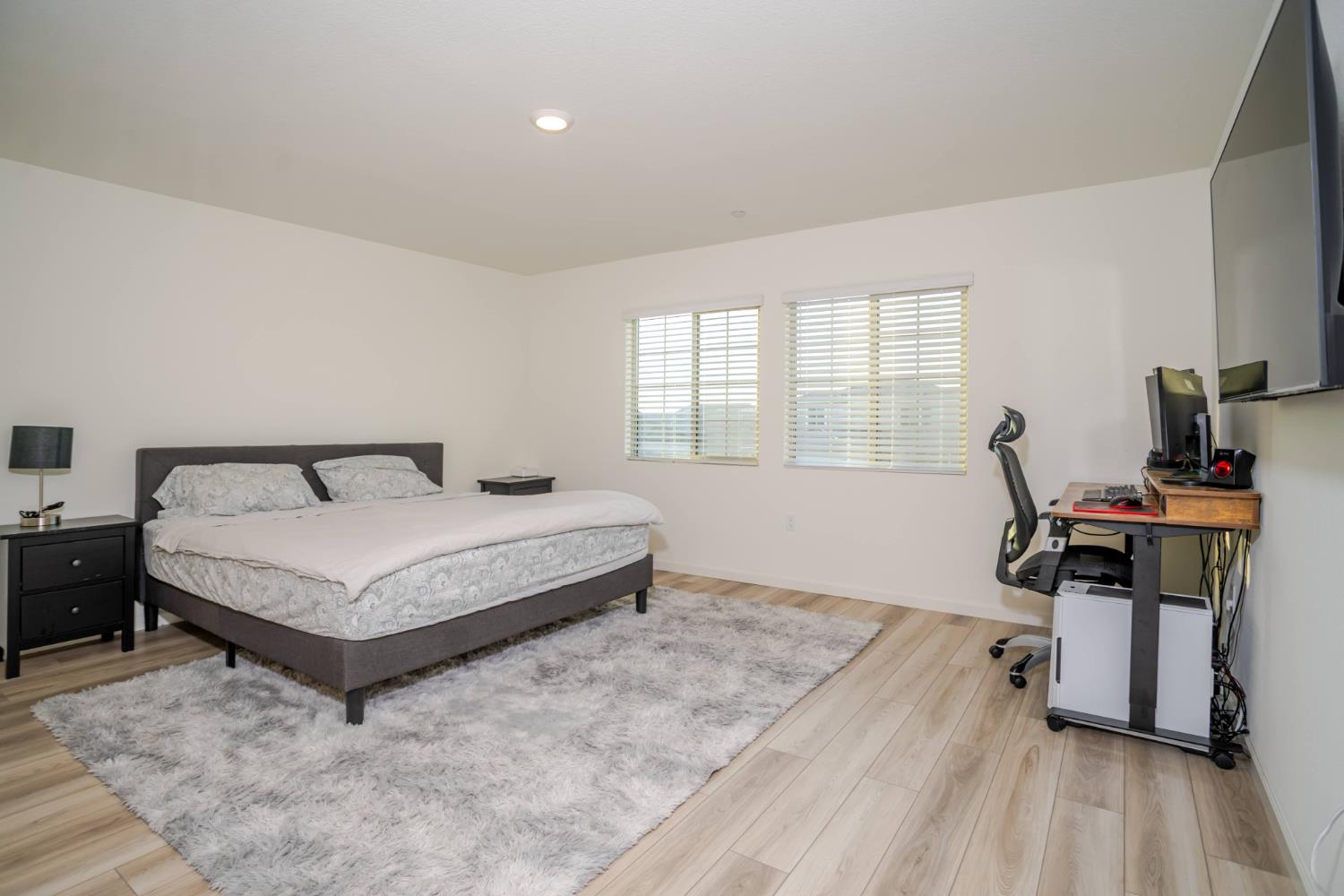 Detail Gallery Image 28 of 43 For 12808 Scholarly Way, Rancho Cordova,  CA 95742 - 5 Beds | 3/1 Baths