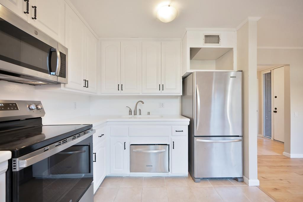 Photo #18: 225066919 Listing: Photo #18