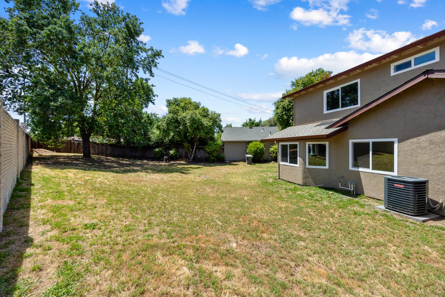 Detail Gallery Image 25 of 25 For 7226 Eminent Ct, Sacramento,  CA 95842 - 3 Beds | 2 Baths