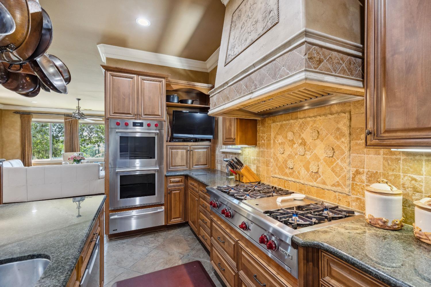 Detail Gallery Image 42 of 99 For 1410 Crocker Dr, El Dorado Hills,  CA 95762 - 5 Beds | 4/1 Baths