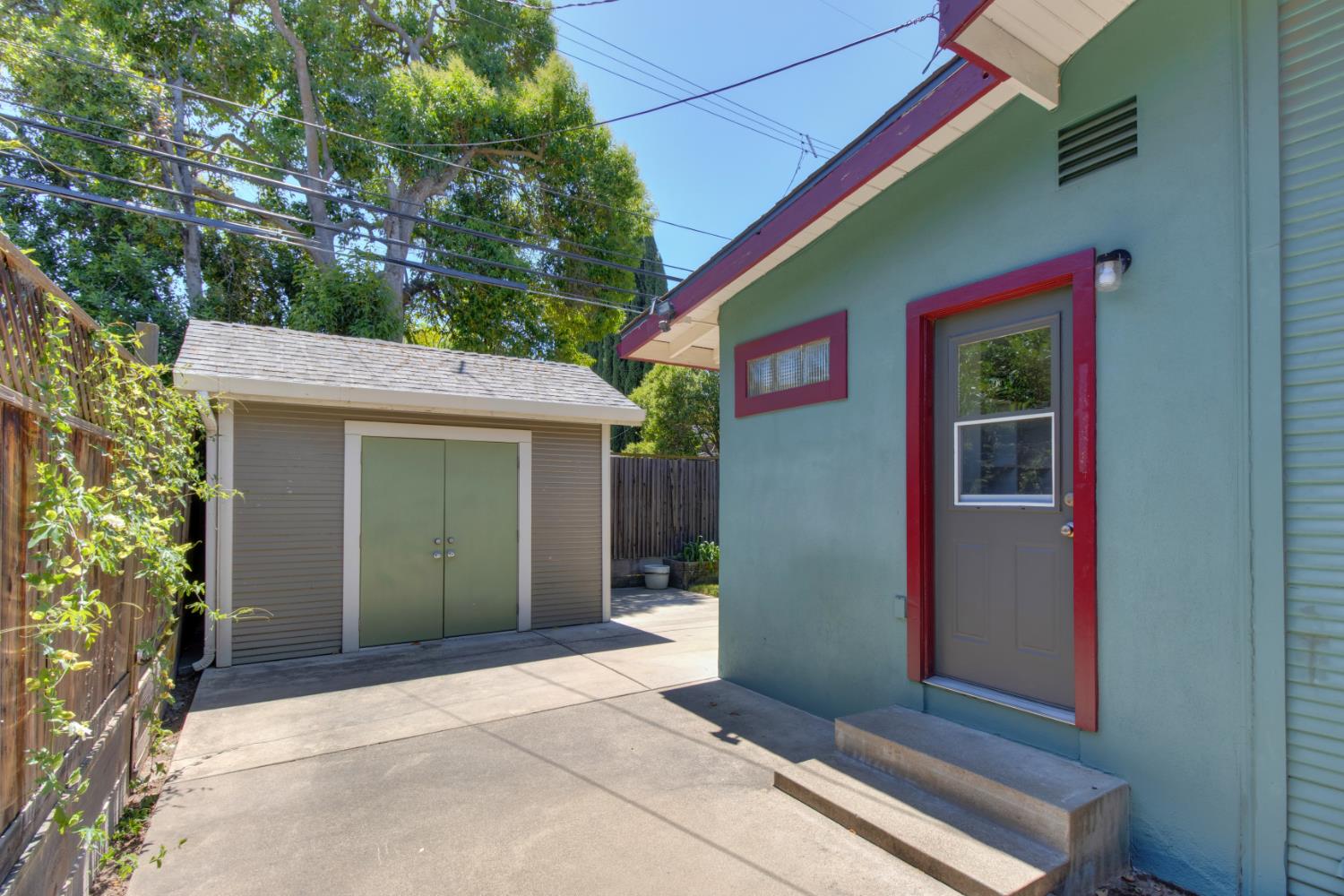 Detail Gallery Image 47 of 53 For 4860 U St, Sacramento,  CA 95817 - 3 Beds | 2 Baths