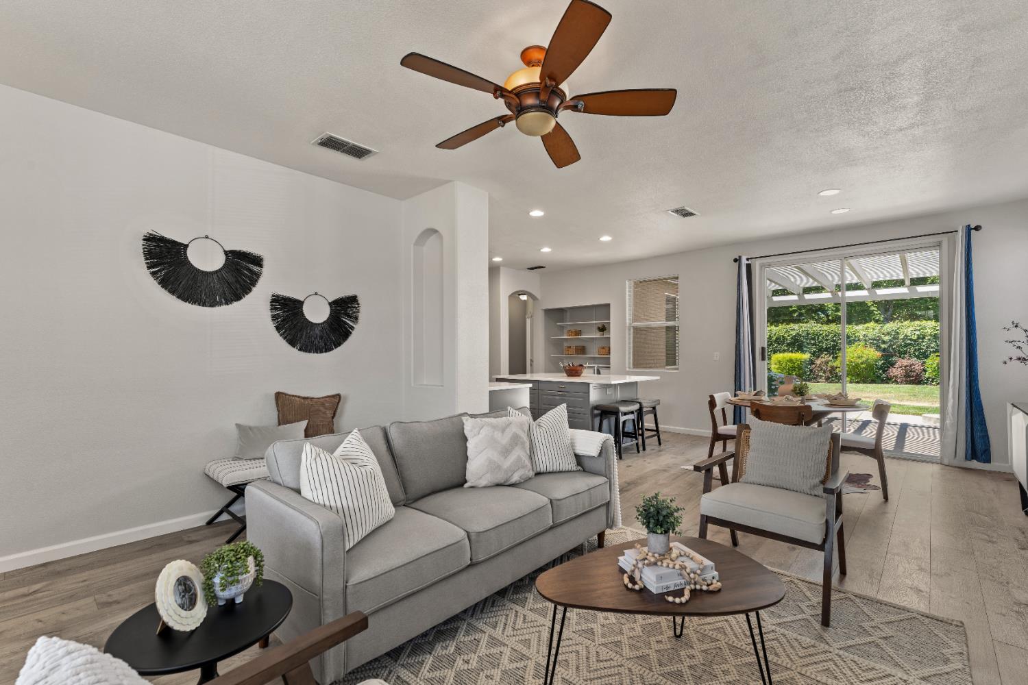 Bennoel Court, Elk Grove, California image 7