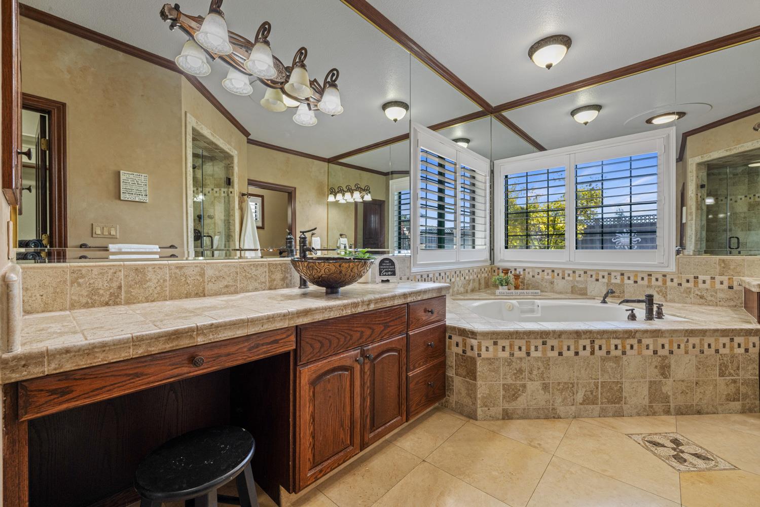 Detail Gallery Image 41 of 81 For 2410 Brittany Ct, Lodi,  CA 95242 - 4 Beds | 4/1 Baths