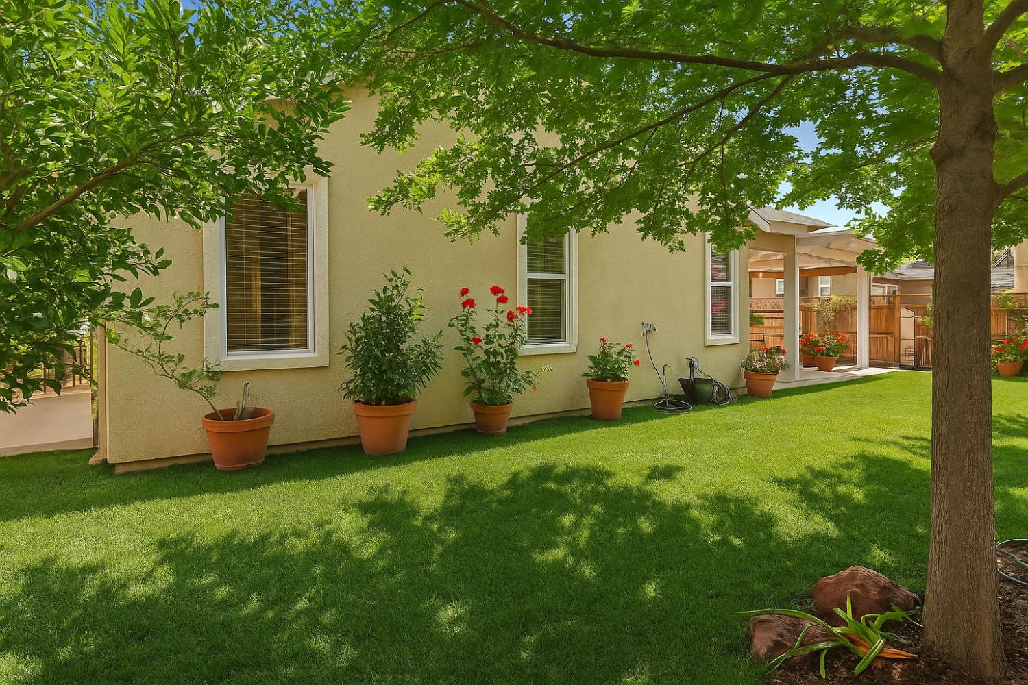 Detail Gallery Image 39 of 46 For 2032 Hunt St, Woodland,  CA 95776 - 4 Beds | 3 Baths