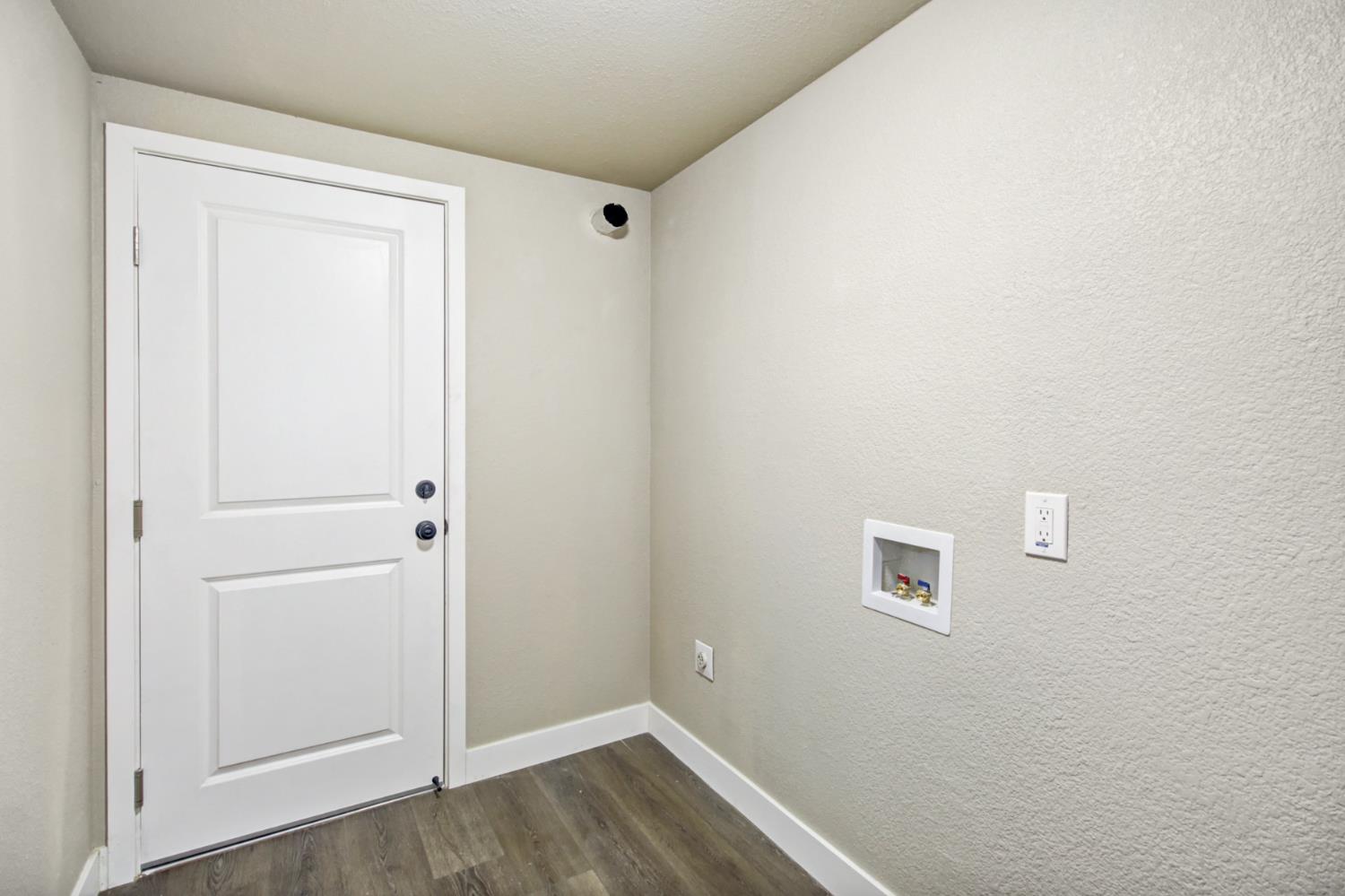 Detail Gallery Image 41 of 45 For 5512 Vahalla Dr, Carmichael,  CA 95608 - 3 Beds | 2 Baths