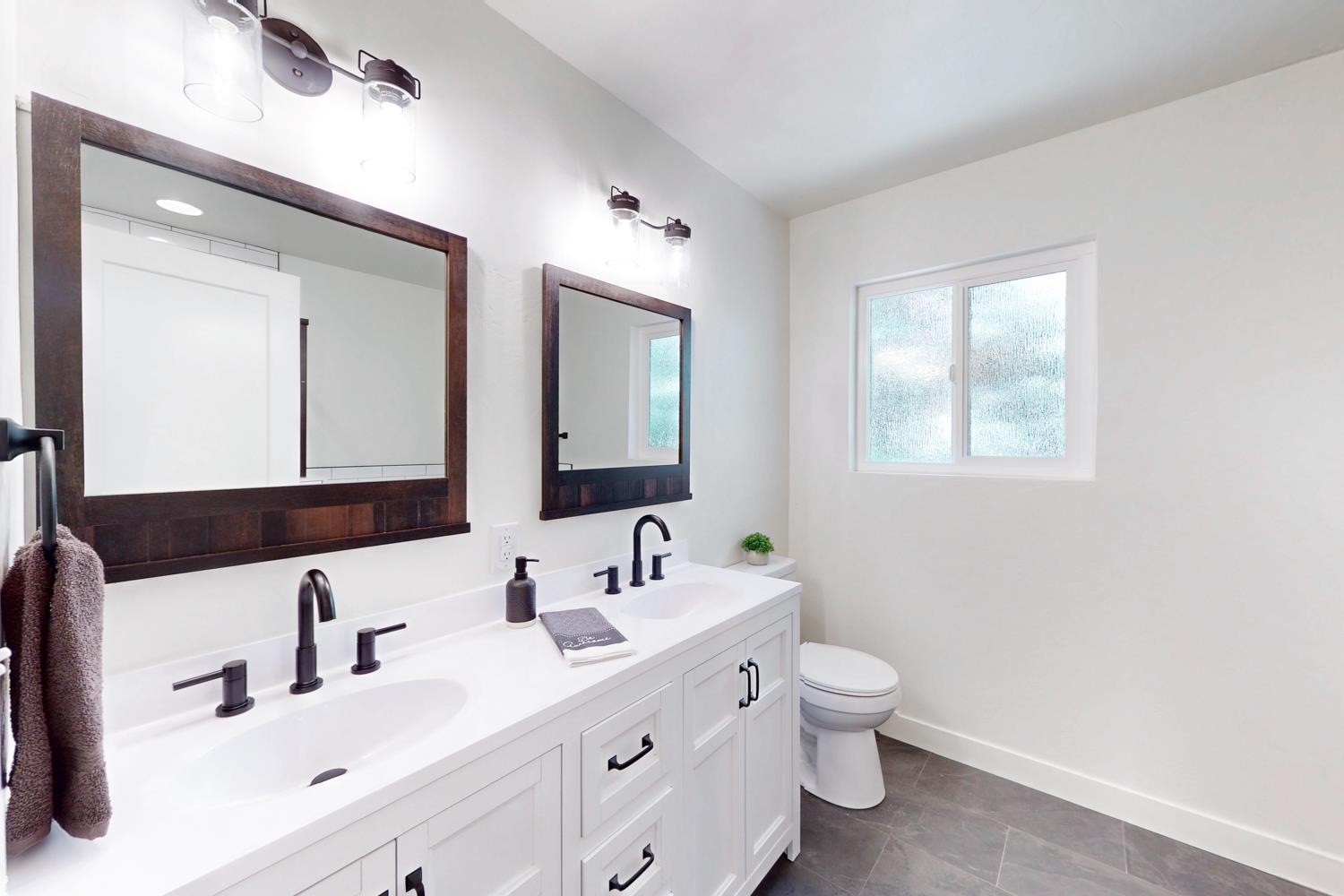 Detail Gallery Image 36 of 56 For 889 Jones Rd, Yuba City,  CA 95991 - 4 Beds | 1/1 Baths