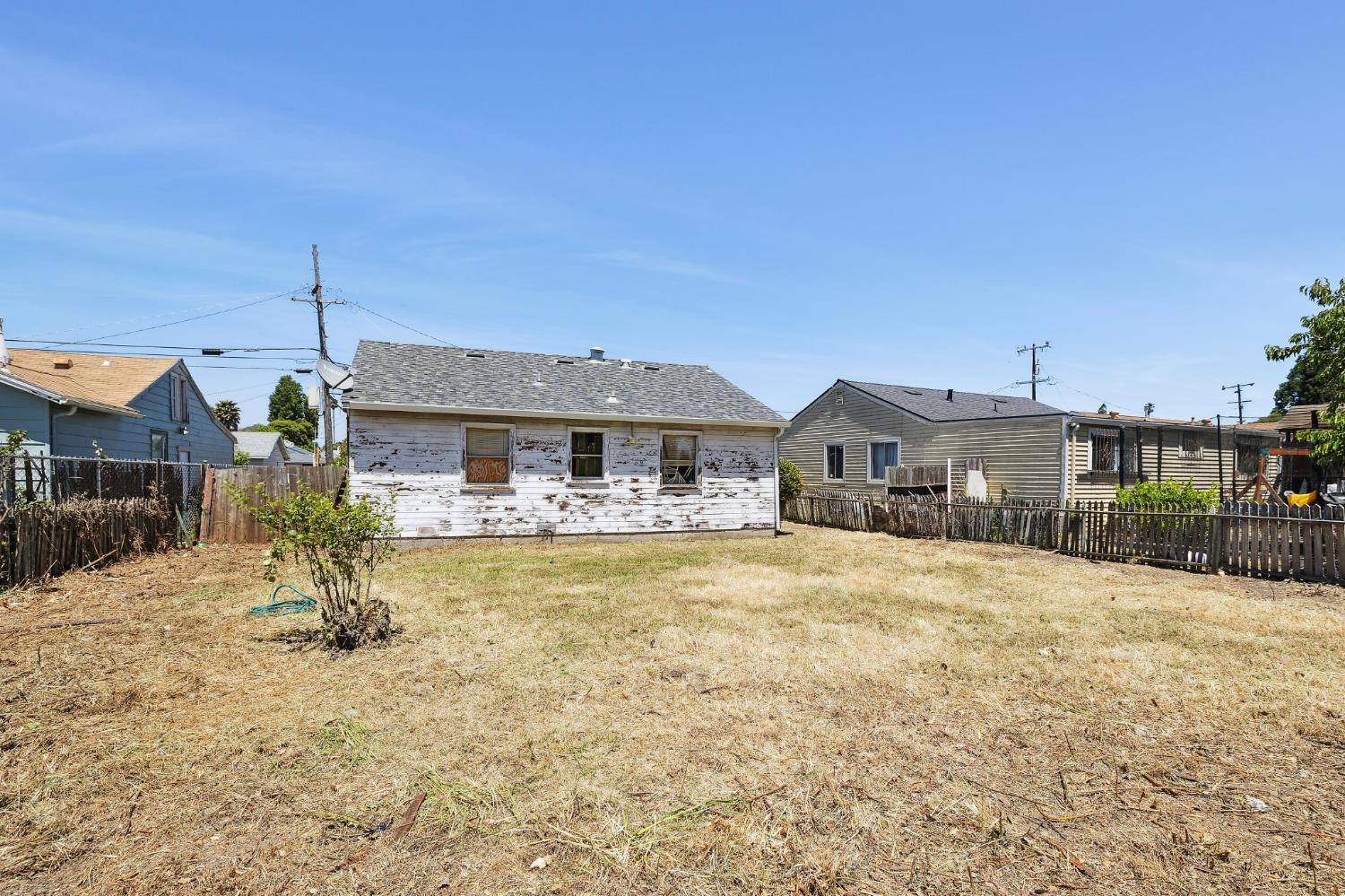 Detail Gallery Image 30 of 34 For 1346 Manor Dr, San Pablo,  CA 94806 - 2 Beds | 1 Baths