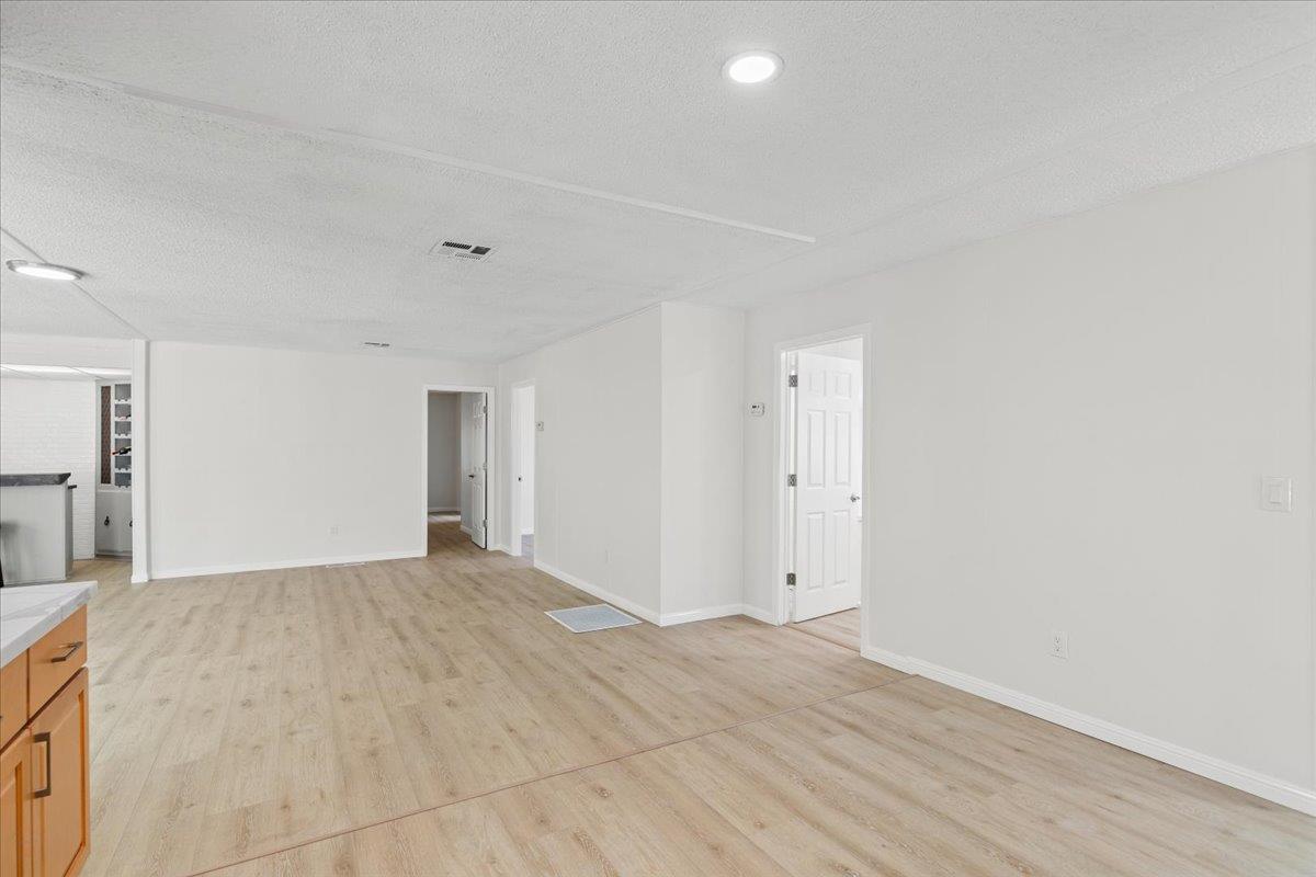 Detail Gallery Image 19 of 55 For 121 Ketch, Modesto,  CA 95356 - 2 Beds | 2 Baths