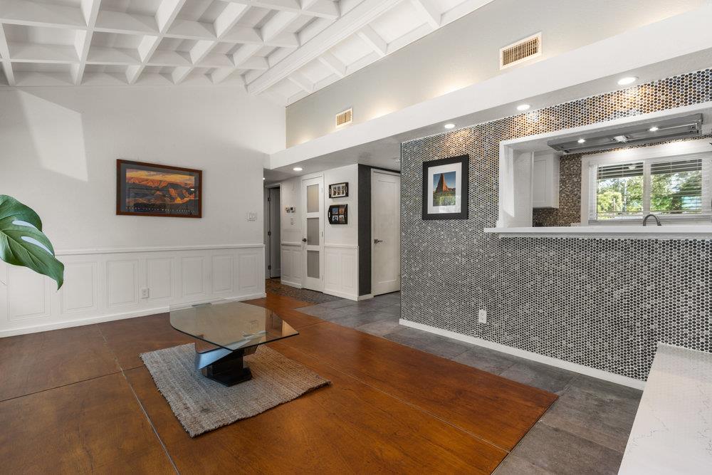 Detail Gallery Image 11 of 47 For 4117 Horgan Way, Sacramento,  CA 95821 - 3 Beds | 2 Baths