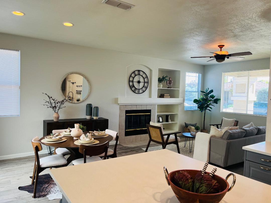 Bennoel Court, Elk Grove, California image 15