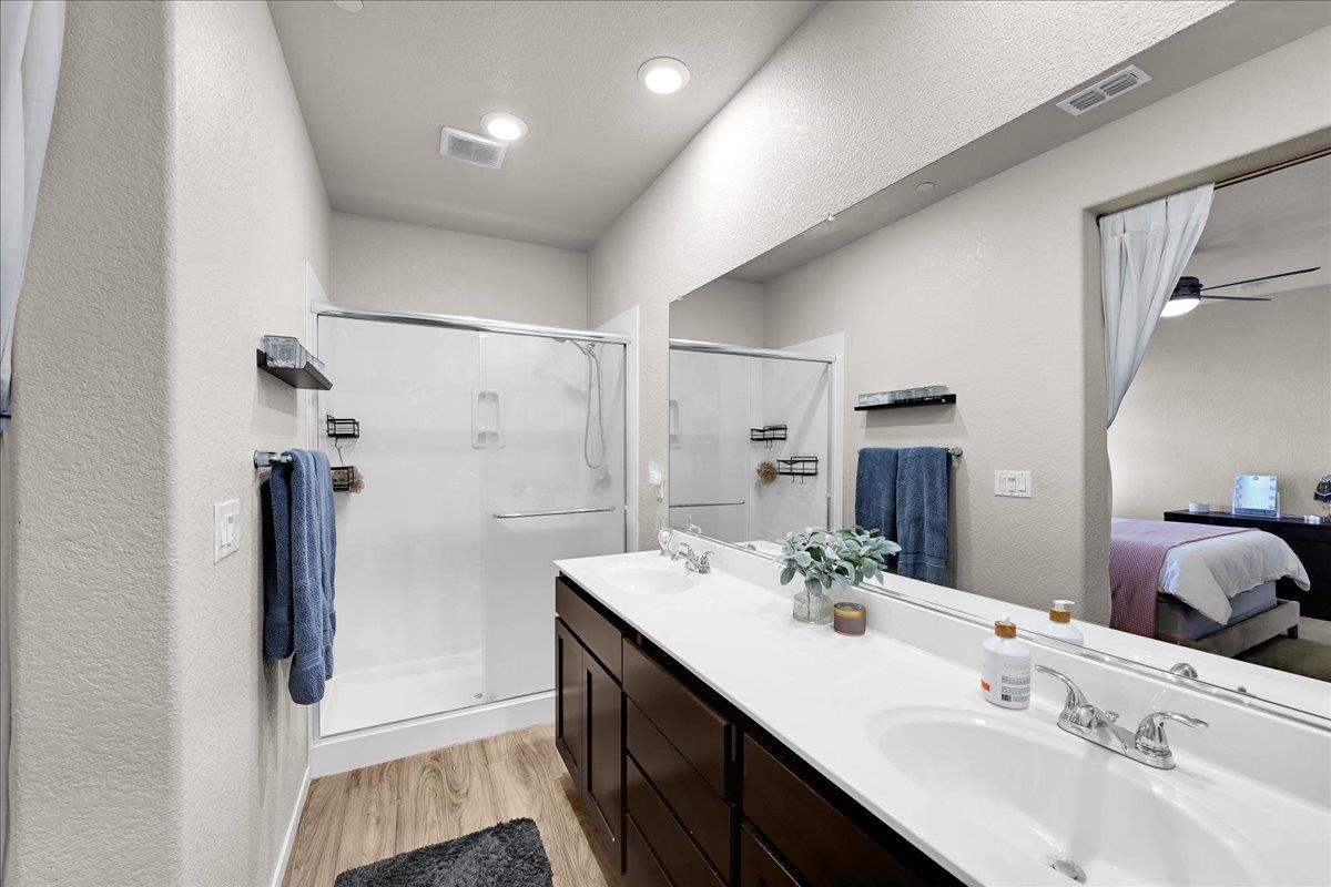 Freestone Drive, Marysville, California image 34