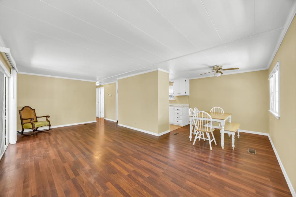 Detail Gallery Image 14 of 38 For 4800 Auburn Folsom Rd #38, Loomis,  CA 95650 - 2 Beds | 1 Baths