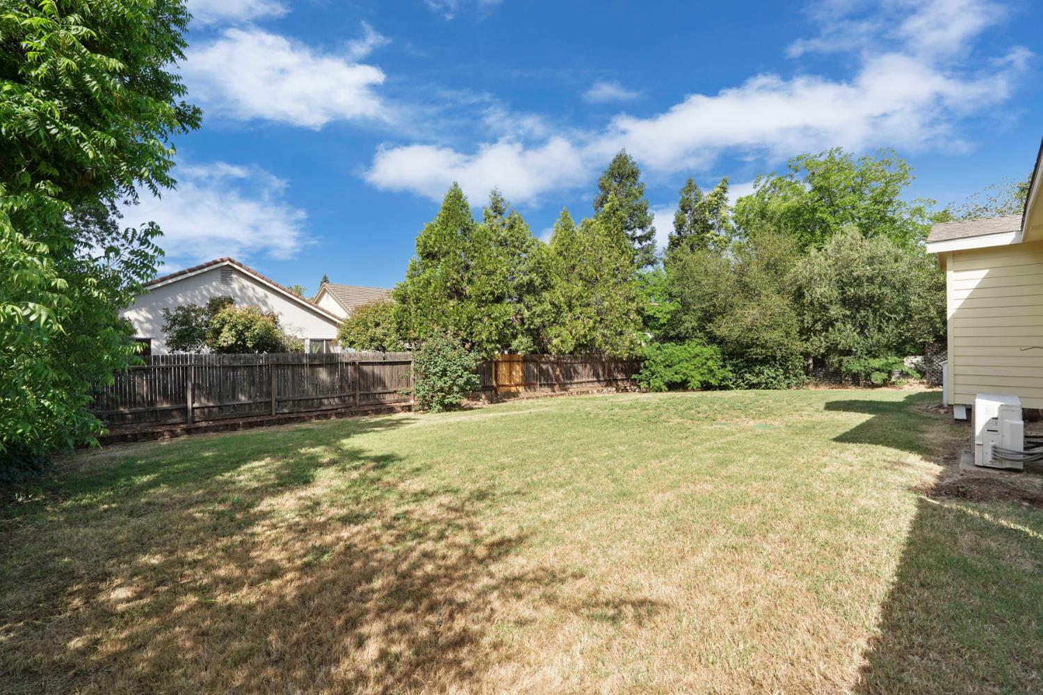Detail Gallery Image 28 of 31 For 820 Comstock Dr, Folsom,  CA 95630 - 2 Beds | 1 Baths