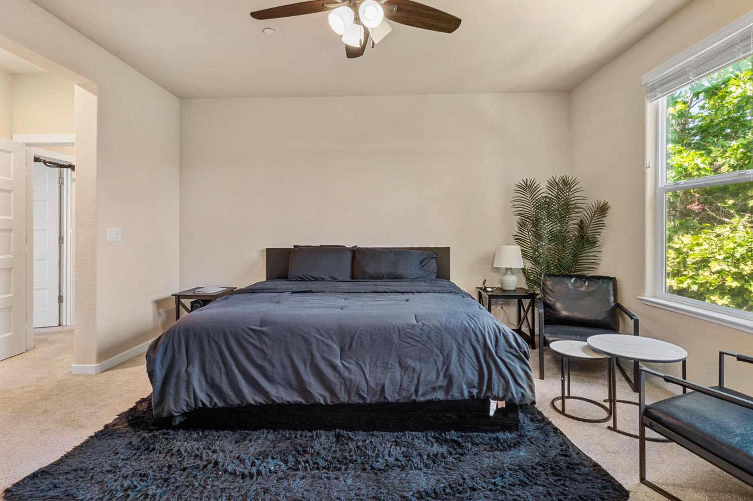 Detail Gallery Image 36 of 39 For 4242 Ocean Ln, Elk Grove,  CA 95757 - 4 Beds | 2/1 Baths
