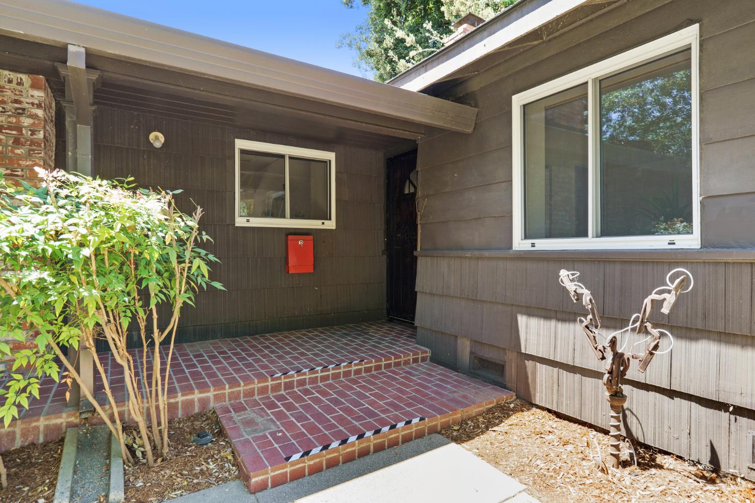 Stanford Place, Davis, California image 2