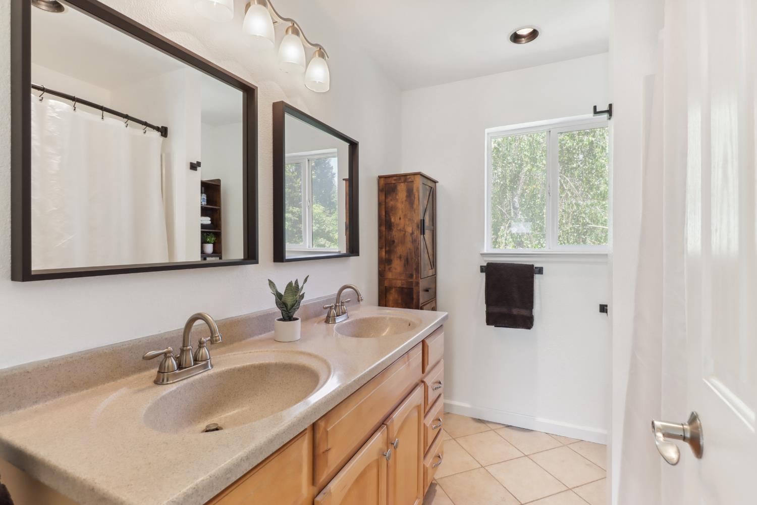Detail Gallery Image 39 of 72 For 6003 Dolly Varden Ln, Pollock Pines,  CA 95726 - 3 Beds | 2 Baths