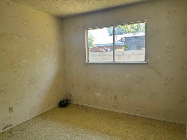 Detail Gallery Image 11 of 15 For 4828 Mcnary Ct, Empire,  CA 95357 - 4 Beds | 2 Baths