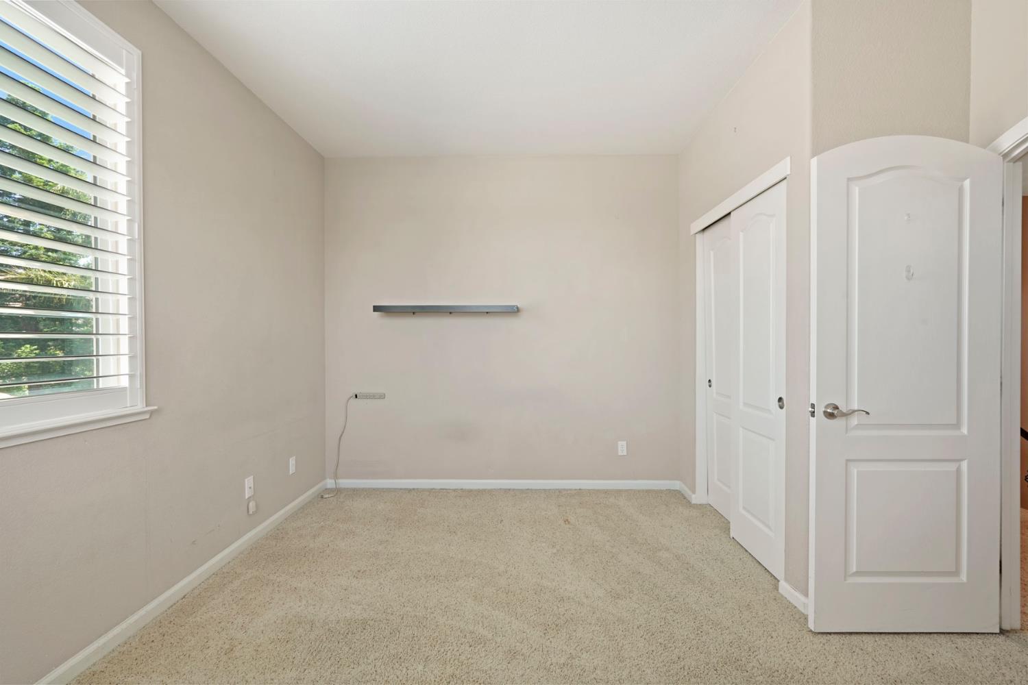 Detail Gallery Image 26 of 50 For 9734 Fall Valley Way, Sacramento,  CA 95829 - 5 Beds | 3 Baths