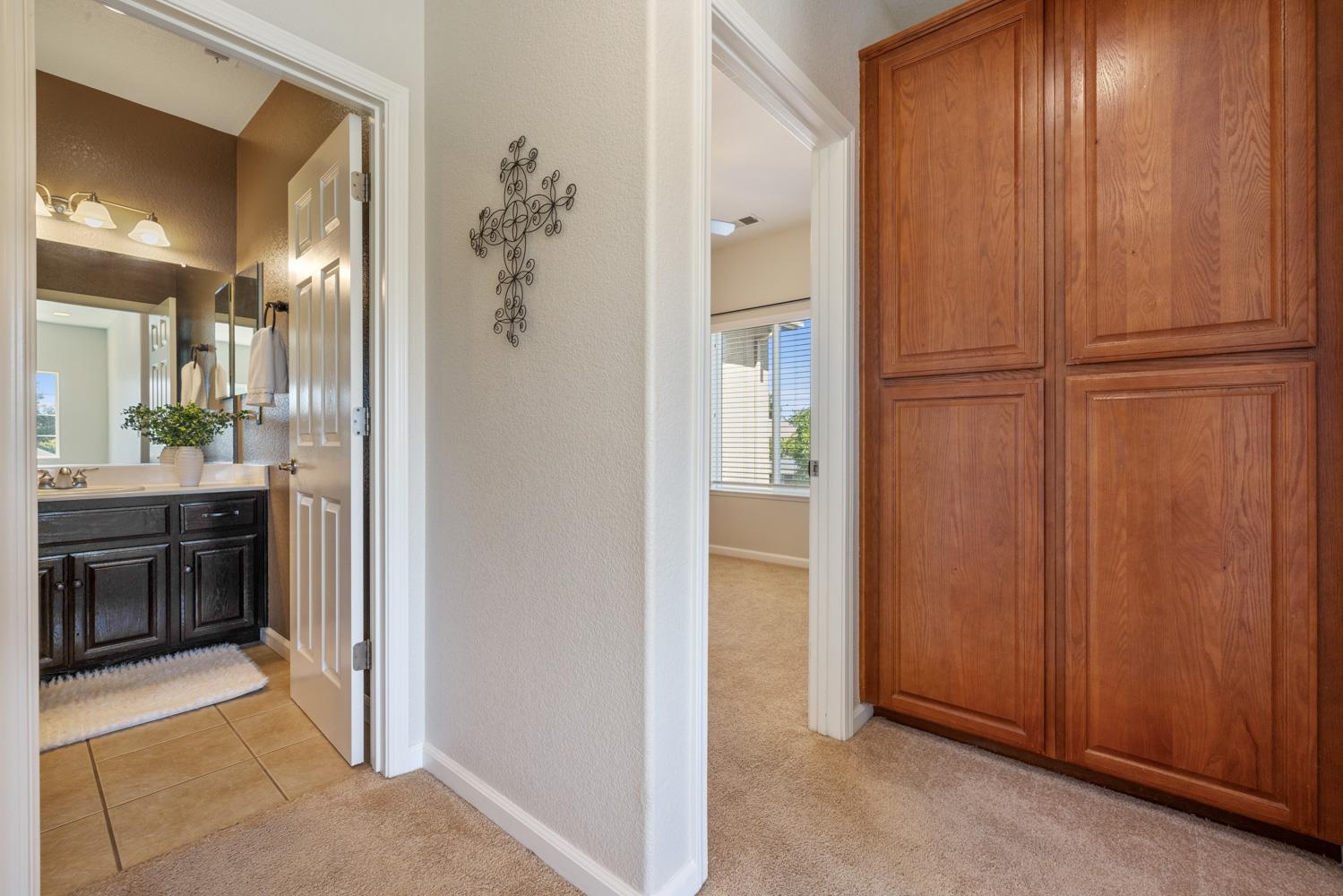 Detail Gallery Image 21 of 40 For 5301 Darpinian Ct, Riverbank,  CA 95367 - 3 Beds | 2/1 Baths