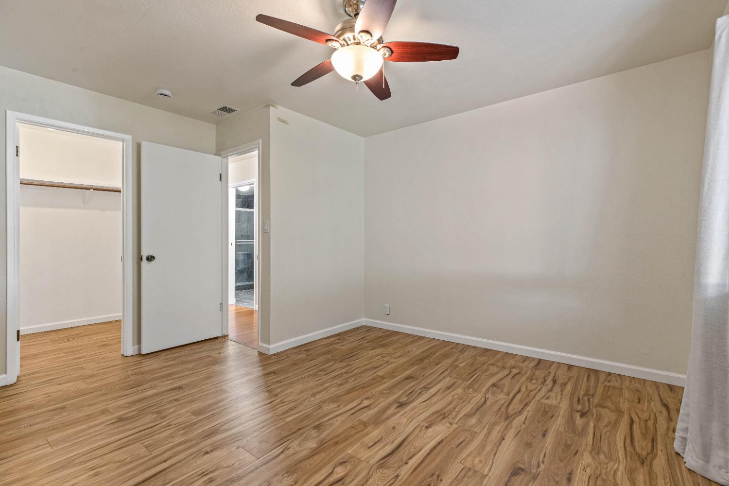 Detail Gallery Image 12 of 47 For 221 N Grant Ave, Manteca,  CA 95336 - 3 Beds | 2/1 Baths