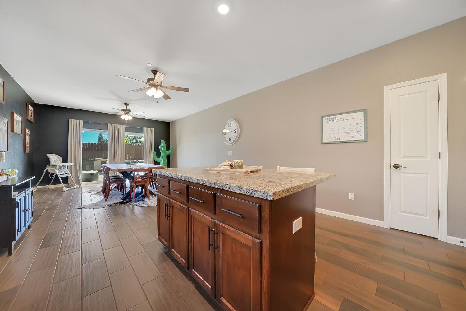 Laurel Court, Ione, California image 9